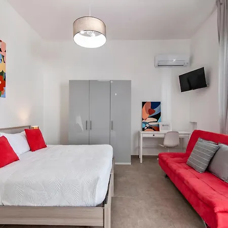 B&bil Filo Di Arianna Bed and Breakfast Λέτσε